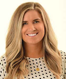 Kelsey Portwine headshot